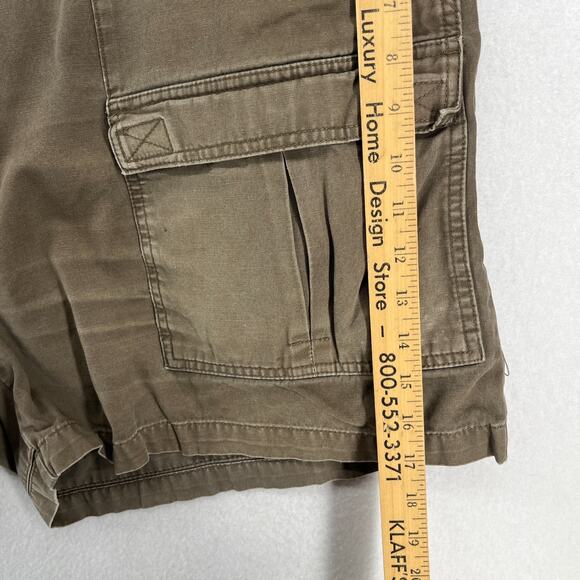 CABELAS Shorts Mens 44 Outdoors Trail Cargo 4" Canvas Camp Hiking Cotton Brown - Picture 11 of 13